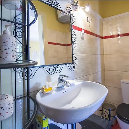 Yiannas * Γάιος