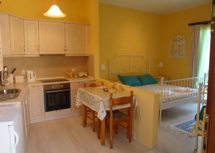 Yiannas Apartament Gaios